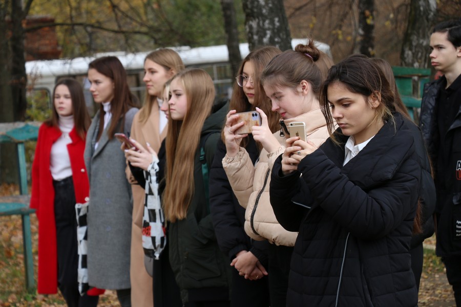 Область взяла шефство над