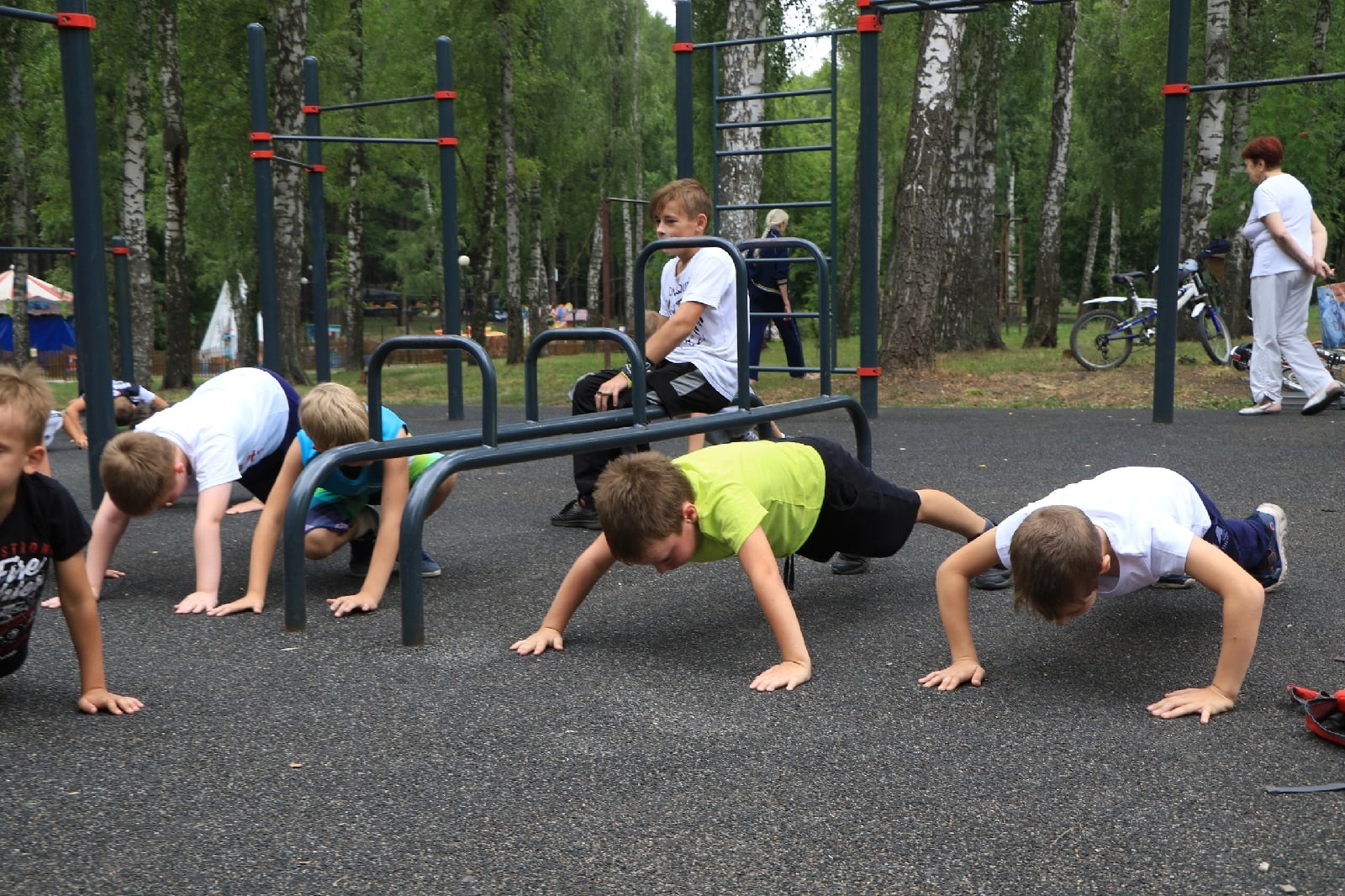 Парк Сокольники спортплощадка