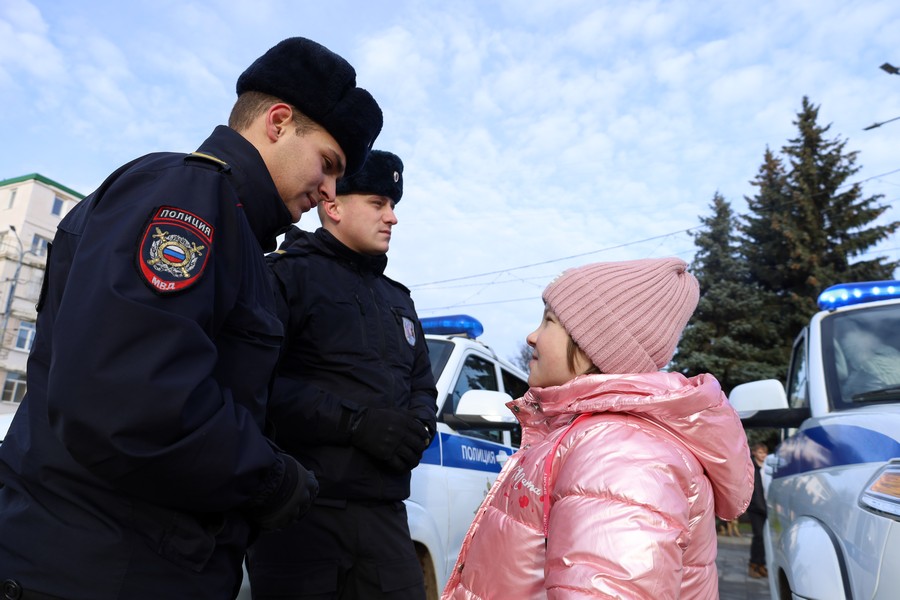 Новомосковском полицейский юридический