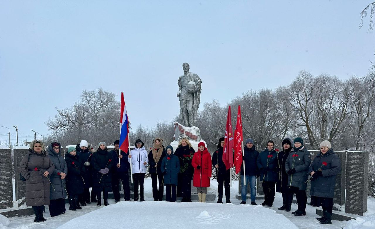 В селе Гремячее почтили память солдат-освободителей